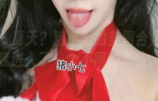 微密圈 – 夏天？猪小七的美图合集似乎带我进入了一个不同的季节。