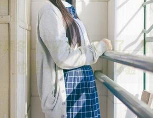 神乐坂真冬的在线写真又来了，夏日戏水也是一种…出奇的体验