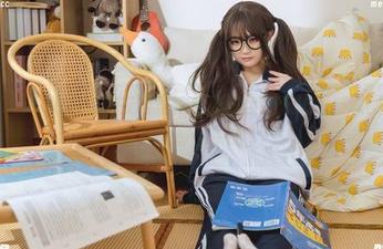 “神沢永莉”说她的连衣裙是她最爱的自我表达——原图和资源在这儿等你来瞧。