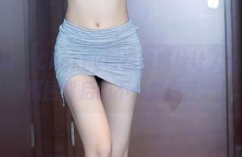 秀人网 – Cherry樱桃酱黑丝让人心乱，原图背后的不一样疯狂。