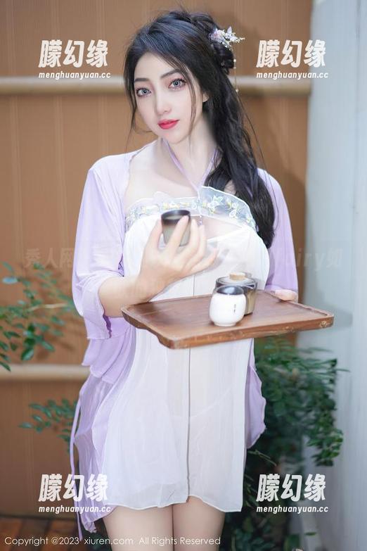 秀人网 - 细腻的灰丝定制，来自fairy如歌的独特图集体验
