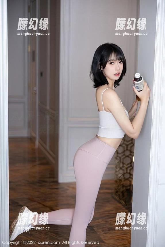 秀人网 - 周于希Sally的睡衣放松攻略：美图集让你不想再穿裤子