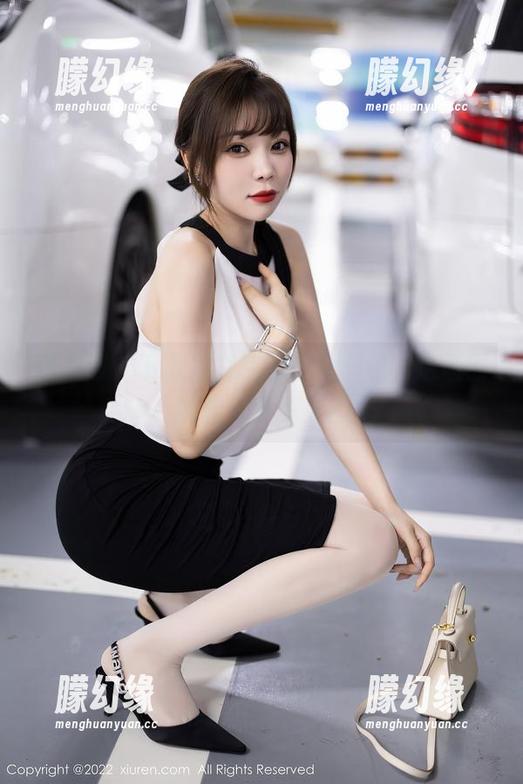 秀人网 - 下载周井空的少女图包，这画面我能停留多久？