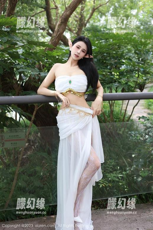 秀人网 - 唐安诺与校园的拼图，高清图包，你敢深潜吗？