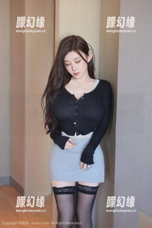 秀人网 - 随便聊聊盼盼龙女sunny的浴室，精选套图，现场环境差不多，但她更迷人啦！