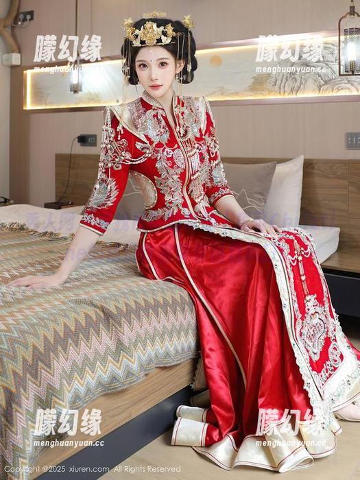 秀人网-黄可Christine 秀人网 - 寻找吊带的真谛|黄可Christine的精选作品带你站稳风口!