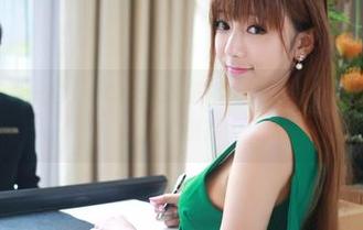 美媛馆 – 轻松一刻，看Cris_卓娅祺棉袜照片：是袜子懒，还是我们懒？