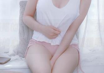 荒井喵喵的“少女秘密部屋”，美图就像她的心理小剧场，谁能看懂呢！