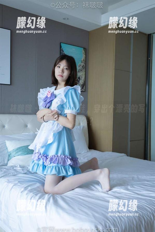 袜啵啵 - 熊熊的运动鞋，穿出个漂亮的写真新境界？