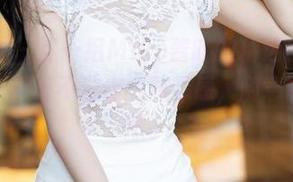 语画界 – 这一组Miko酱吖的精选自拍，给你一种毫不做作的熟悉感，随意而又自然。