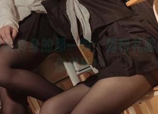 贞子蜜桃转身的那一瞬：福利礼服图包等你发现！
