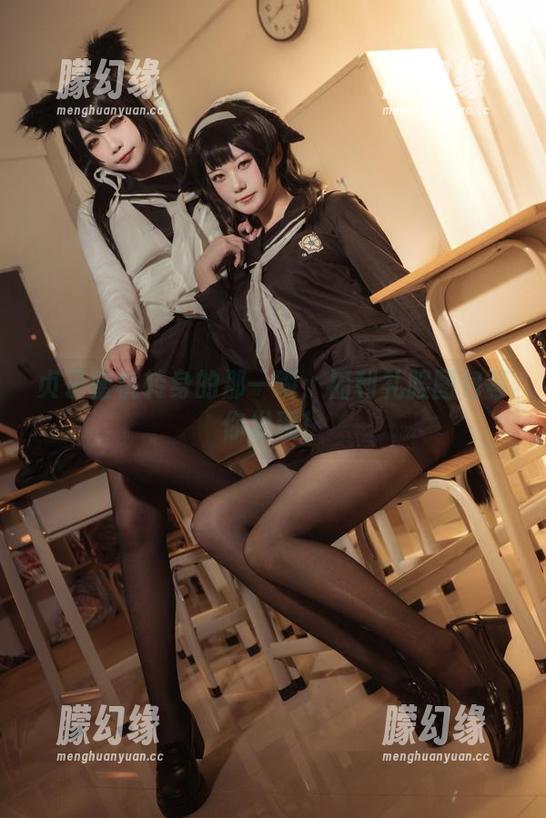 贞子蜜桃转身的那一瞬：福利礼服图包等你发现！