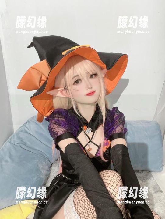在网盘里翻找趴趴捣蛋陌的红白JK：每次都被猜到很尴尬！