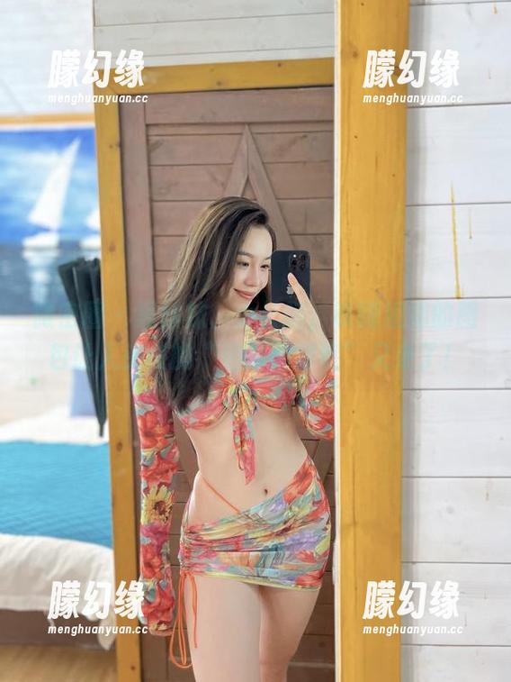 微密圈 - 黑丝袜、大长腿，铁锤姐姐的图包让人头疼的“选择困难症”又来了！