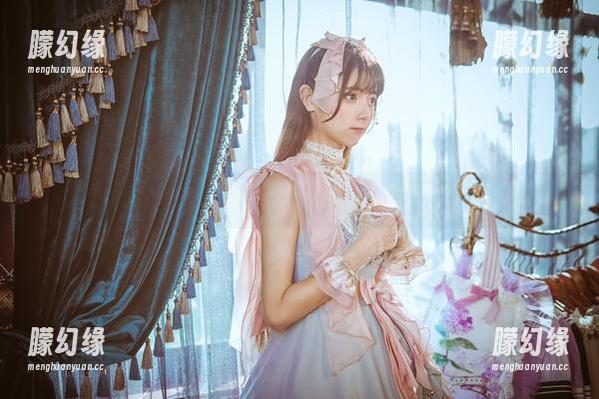 修女？不，是让人忍俊不禁的陆卿卿kyokyo写真！