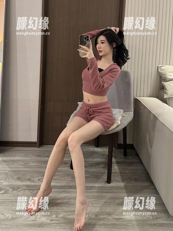 微密圈 - 原图见证：黎允熙baby在水手服里摇摆的小调调